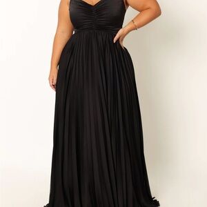 NWT - Petal & Pup-NAIRA PLEATED MAXI DRESS - BLACK